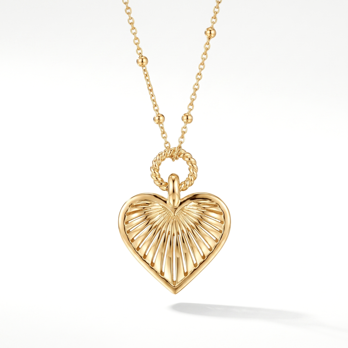 Hold My Heart Ketting — studio