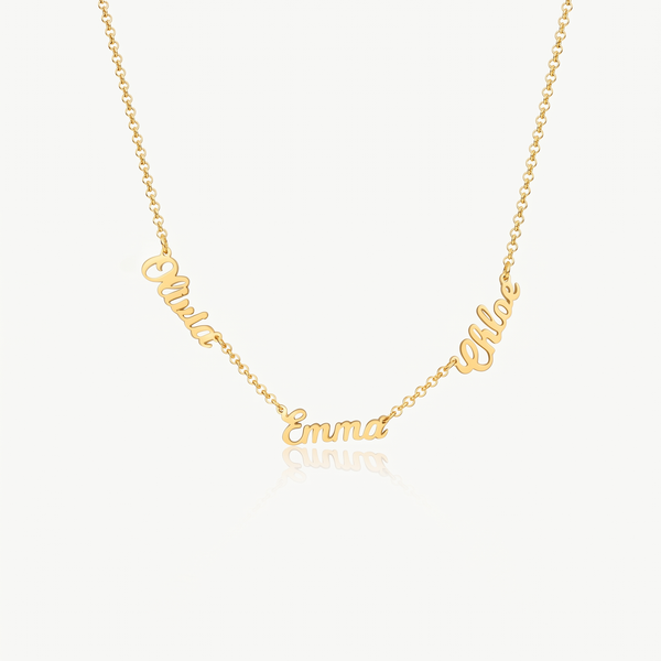 Ketting met Meerdere Namen — studio